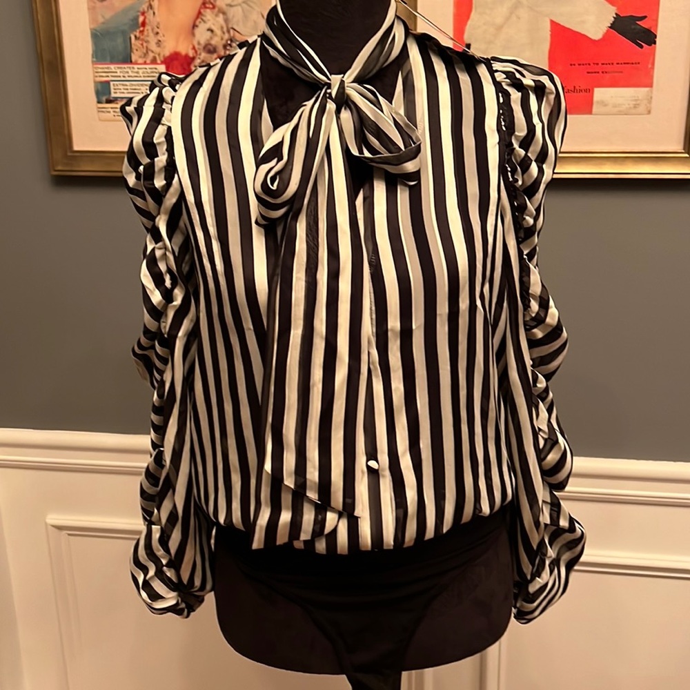 Fashion nova “off early” bodysuit. Size S